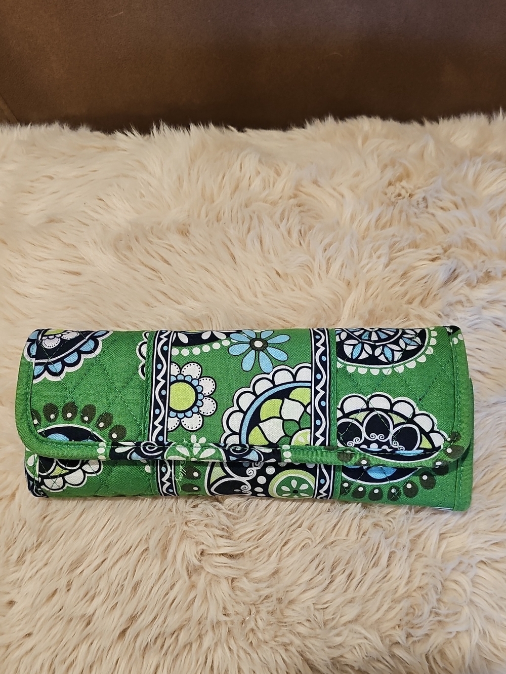 Vera Bradley Sleek Wallet In Cupcake Green EUC - Picture 11 of 11
